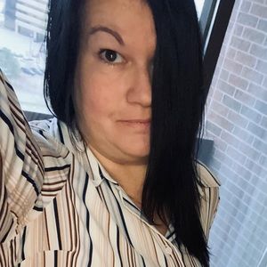 Meet your Posher, Royanne